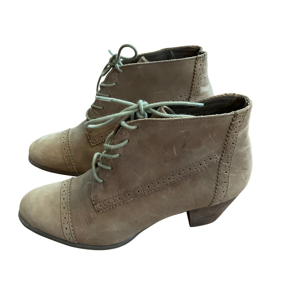 G H Bass Co Womens Tan Leather‎ Lace Up Heeled Ankle Boots Booties Size 9
